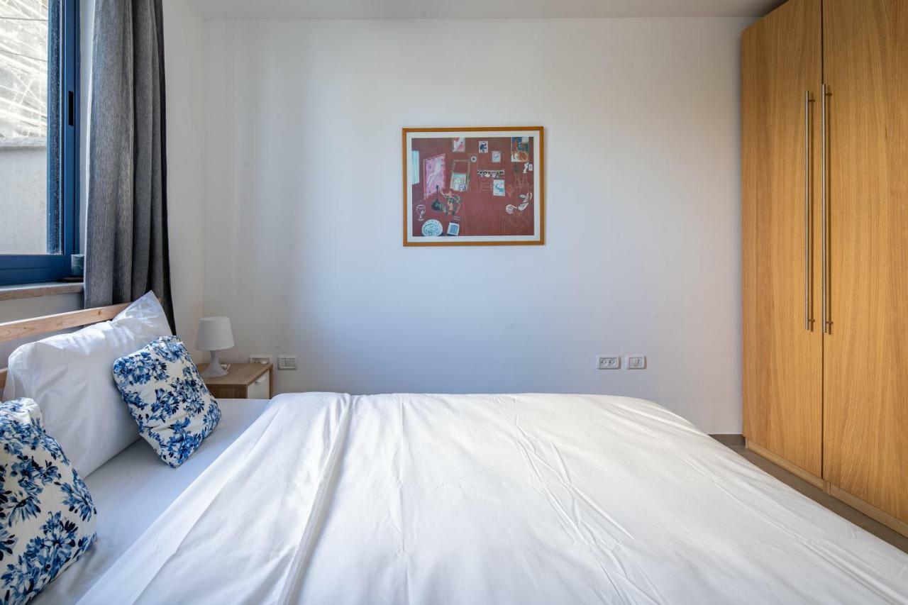 Port City Haifa - Bat Galim Oceanfront Luxury Eksteriør billede